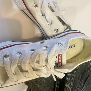 Converse kids size 13 White sneakers